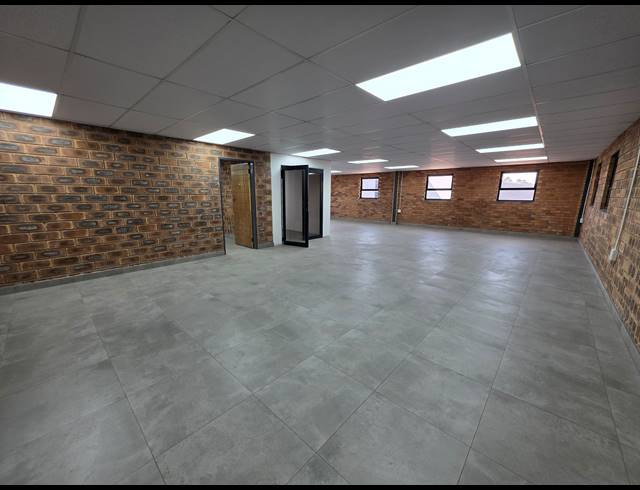3,024M² WAREHOUSE TO LET IN ORMONDE